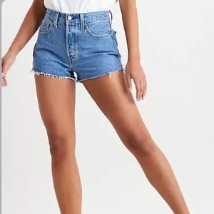 NWT Levi’s 501 Jean shorts 100% cotton